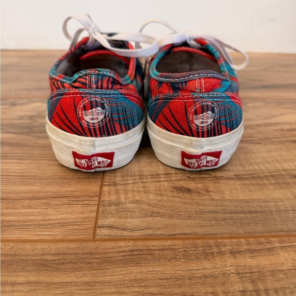 Vans Classic Low Lace Up Red and Teal Tropical Palm Tree Canvas Sneakers Size 7 - Picture 4 of 7
